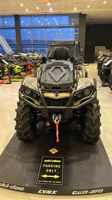 BRP Can-Am Outlander 1000R X MR. ,  \,   