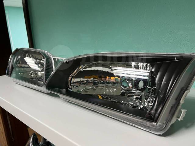 Купить Фары Toyota Corolla 110 Качество НЕ SAT! в Барнауле по цене: 5 ...