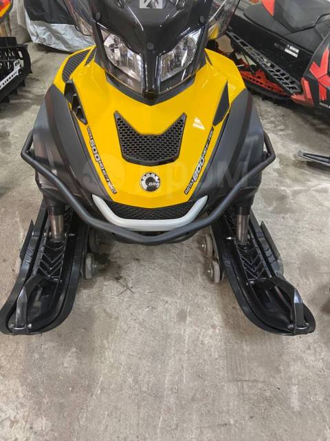 BRP Ski-Doo Skandic SWT.  ,   