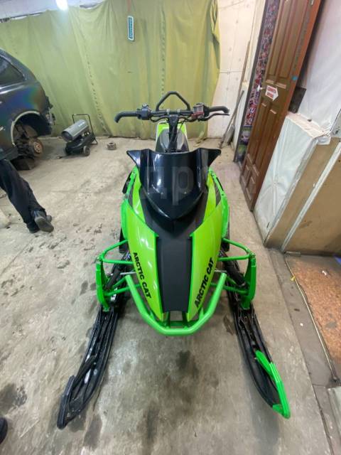 Arctic Cat M8. ,  ,   