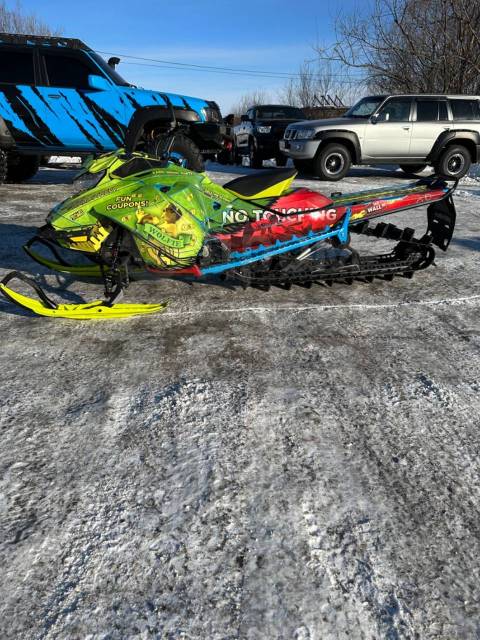 BRP Ski-Doo Summit X. ,  ,   