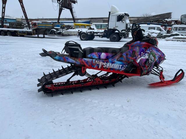 BRP Ski-Doo Summit. ,  ,   