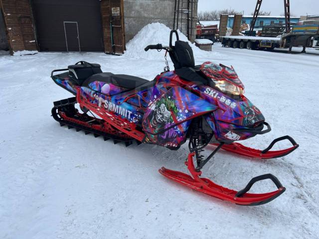 BRP Ski-Doo Summit. ,  ,   