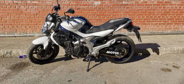 Suzuki SFV 400 Gladius. 400. ., , ,   