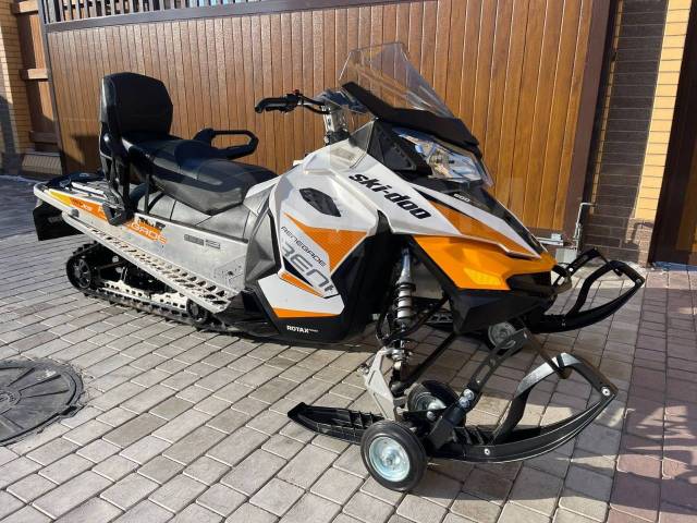 BRP Ski-Doo Renegade. ,   