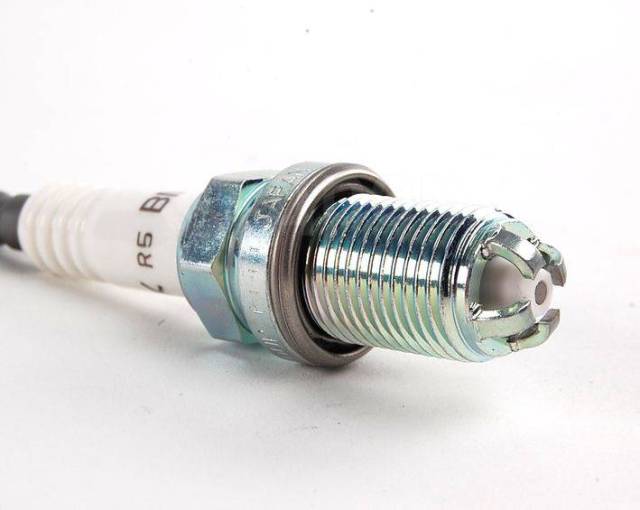 6 platinum 3199 NGK BKR6EQUP 4 500