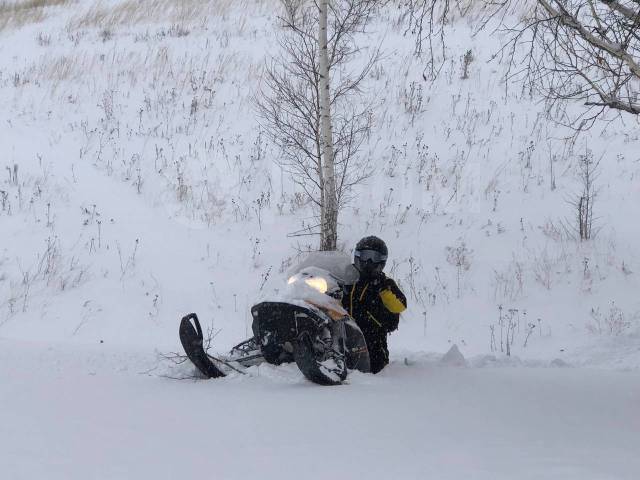 BRP Ski-Doo Summit. ,  ,   