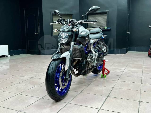 Yamaha MT. 700. ., , ,   