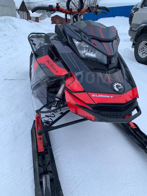 BRP Ski-Doo Summit. ,  ,   