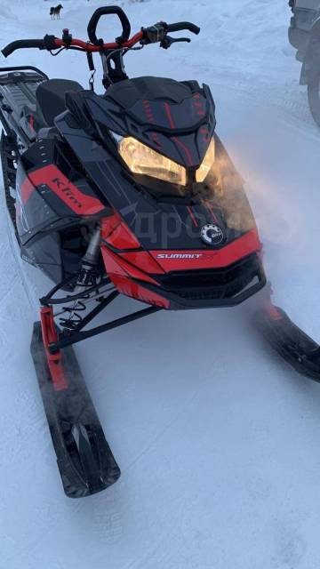 BRP Ski-Doo Summit. ,  ,   