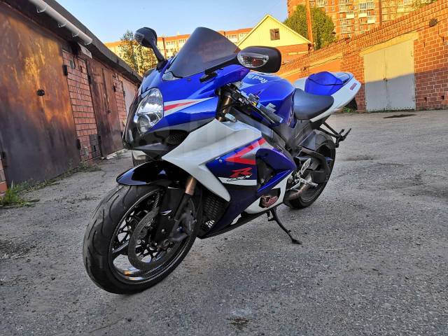 Suzuki GSX-R 1000. 1 000. ., , ,   