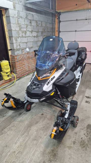 BRP Ski-Doo Expedition SE. ,  ,   