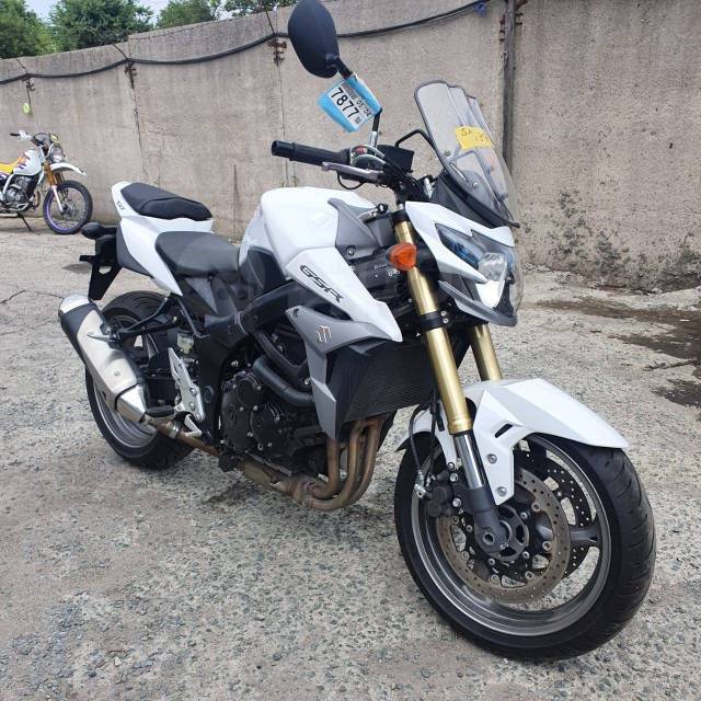 Suzuki GSR 750A. 750. ., , ,   