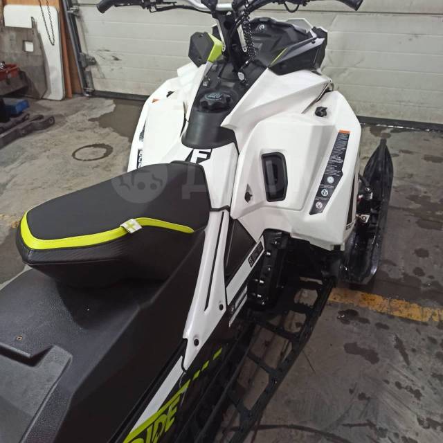 BRP Ski-Doo Summit X. ,   