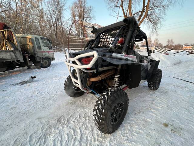 Polaris RZR XP 1000. ,  \,   