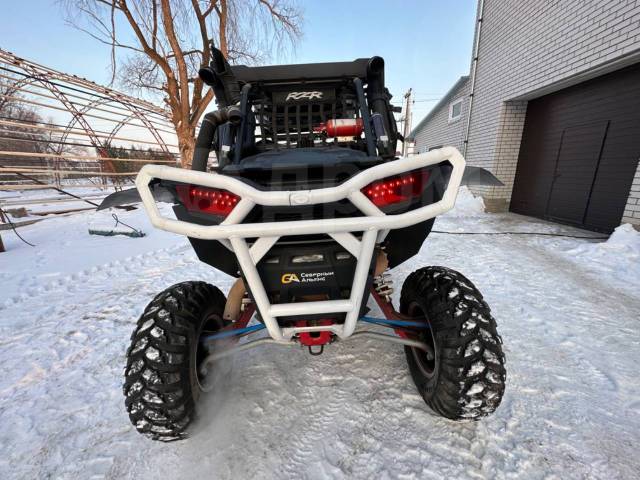 Polaris RZR XP 1000. ,  \,   