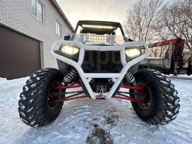 Polaris RZR XP 1000. ,  \,   