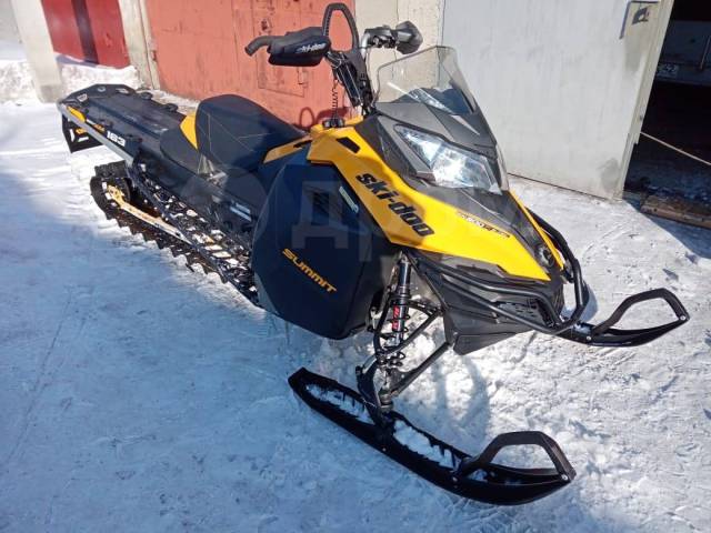 BRP Ski-Doo Summit. ,  ,   