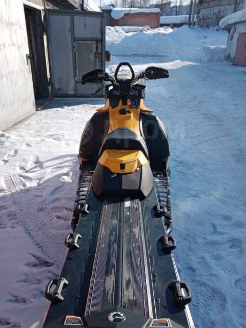 BRP Ski-Doo Summit. ,  ,   