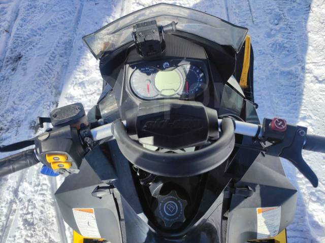 BRP Ski-Doo Summit. ,  ,   