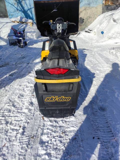 BRP Ski-Doo Summit. ,  ,   