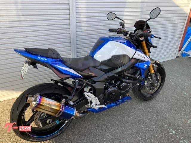 Suzuki GSR 750. 750. ., , ,  .     