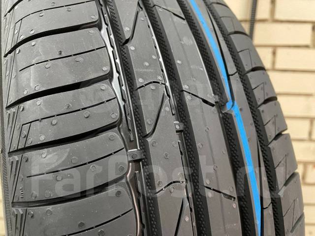 Nokian blue 3 suv. Hakka Blue 3 SUV. Nokian Hakka Blue 3. Нокиан Хакка Блю 3 215/55/17. Шин авто Хакка Блю 3 САВ.