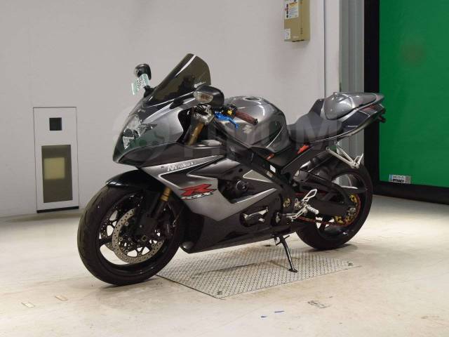 Suzuki GSX-R 1000. 1 000. ., , ,  .     