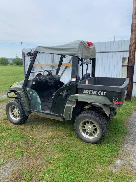 Arctic Cat Prowler 650 XT. ,  \,   