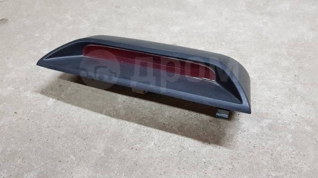 Купить Стоп-сигнал центральный 81570-22130 Toyota Mark JZX110 В наличии ...