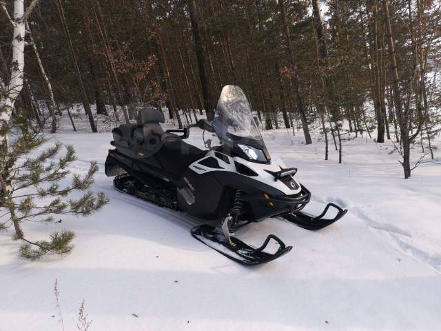 BRP Ski-Doo Expedition. ,  ,   