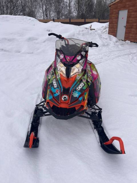 BRP Ski-Doo Summit. ,  ,   