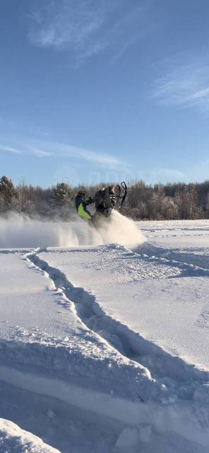 BRP Ski-Doo Summit X with Expert Package. ,  ,   