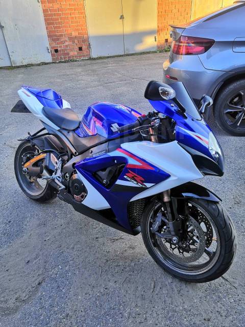 Suzuki GSX-R 1000. 1 000. ., , ,   