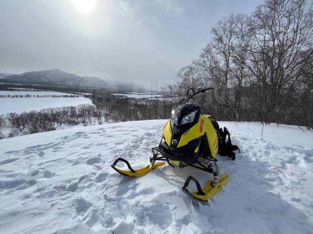 BRP Ski-Doo Summit X T3. ,  ,   