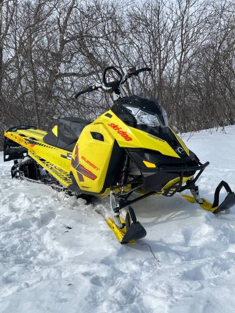 BRP Ski-Doo Summit X T3. ,  ,   