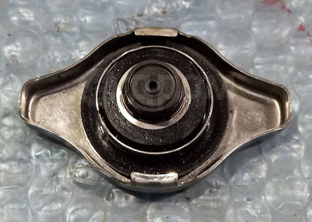 Купить Крышка радиатора 1640172090 Toyota Chaser JZX100 в наличии в ...