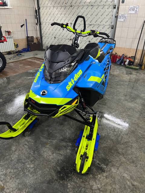 BRP Ski-Doo Summit X. ,  ,   