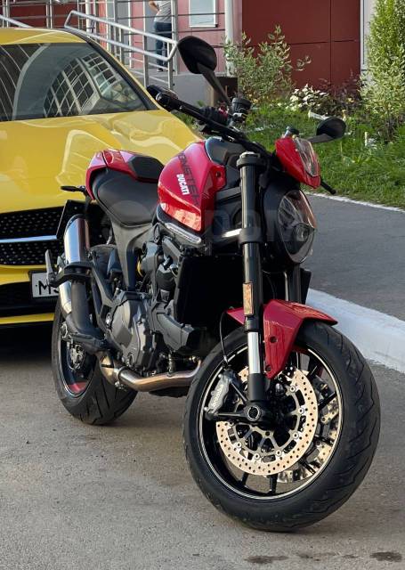 Ducati Monster. 937. ., , ,   