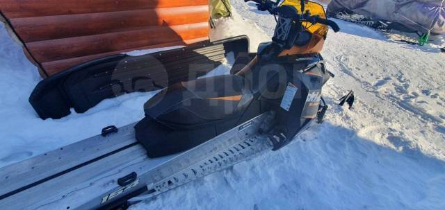 BRP Ski-Doo Summit. ,  ,   