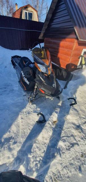 BRP Ski-Doo Summit. ,  ,   