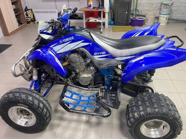 Yamaha Raptor 700. ,  \,   