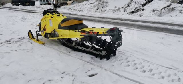 BRP Ski-Doo Summit X T3. ,  ,   