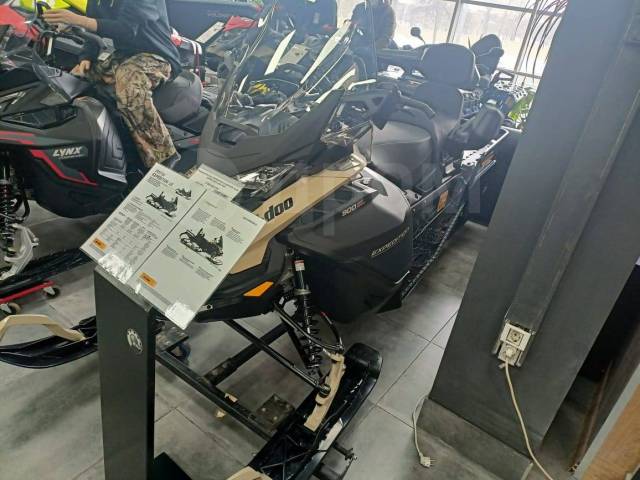 BRP Ski-Doo Expedition LE. ,  ,   