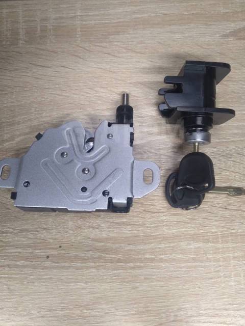 Купить Личинка замка капота замок капота FORD Transit mk6 в Барнауле по ...
