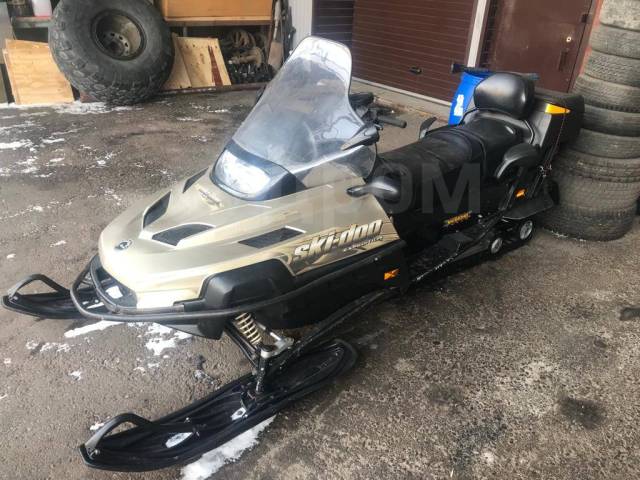 BRP Ski-Doo Expedition. ,  ,   