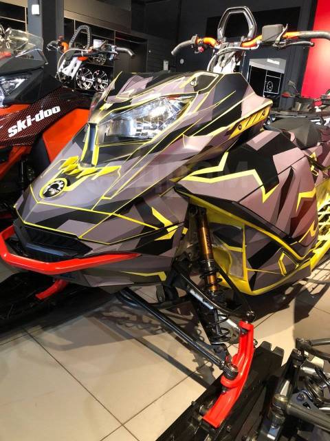 BRP Ski-Doo Summit X with Expert Package. ,  ,   