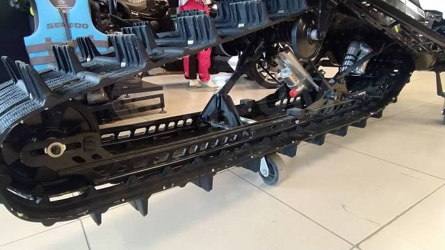 BRP Ski-Doo Freeride 165. ,  ,   