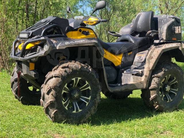 BRP Can-Am Outlander 1000. ,  \,   