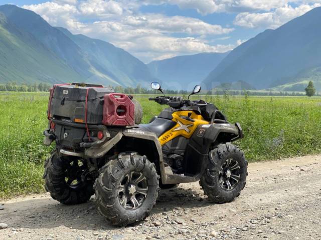 BRP Can-Am Outlander 1000. ,  \,   